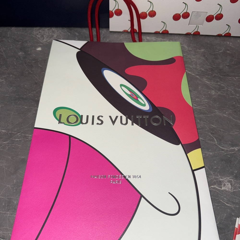 Louis Vuitton Murakami Multicolor shopping bag🌈